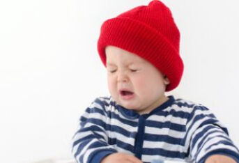 感冒高发季，多穿点就能预防宝宝感冒吗?