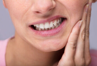 牙痛不是病却折磨人！导致牙痛的“元凶”是？