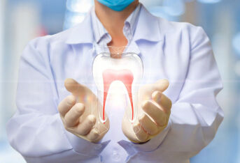 牙龈出血怎么回事？