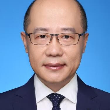 杨群