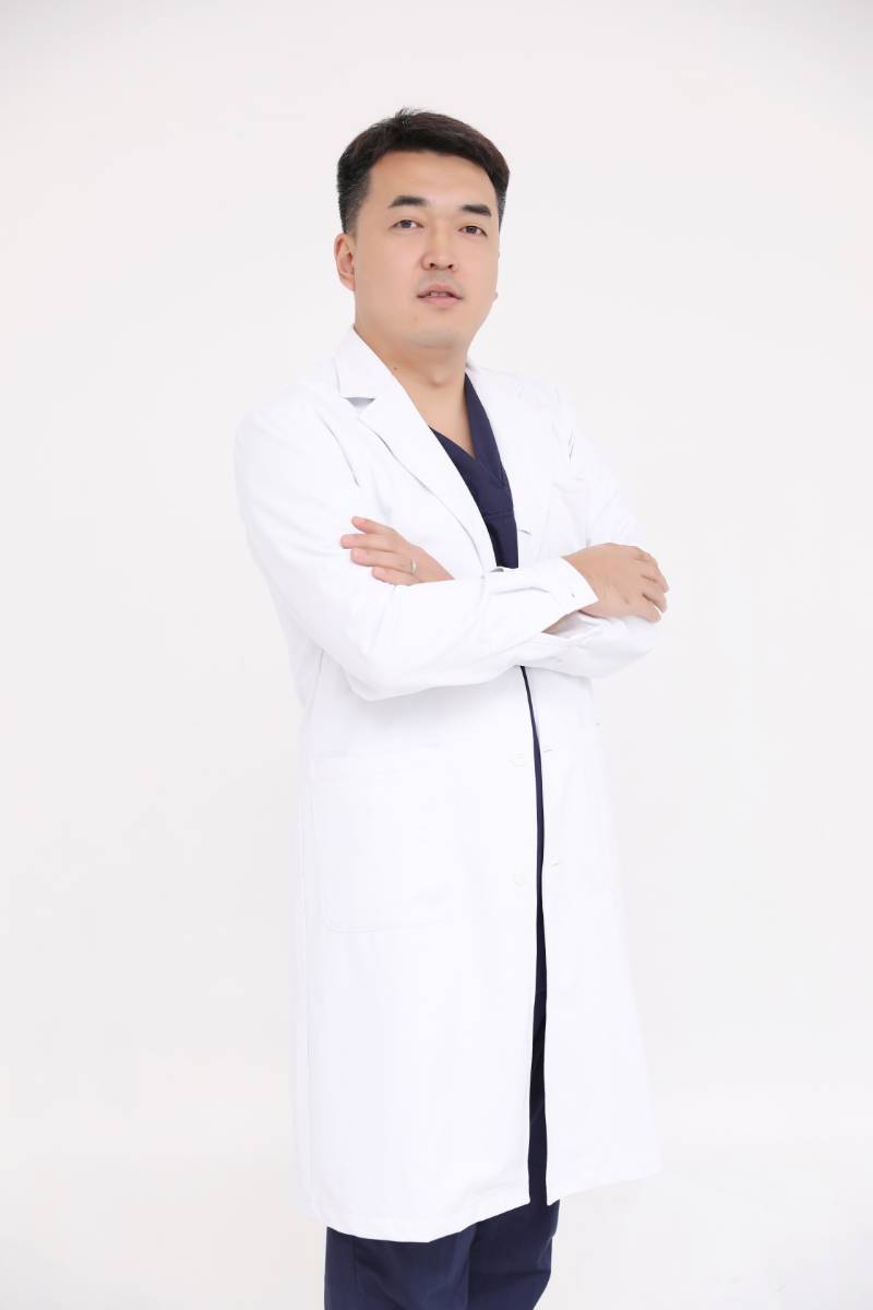 金成浩主治医师宽城国健口腔门诊部种植科执业证:2203