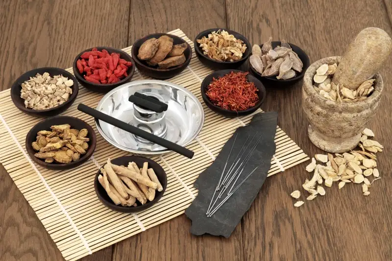 缝针拆线后伤口变红怎么办