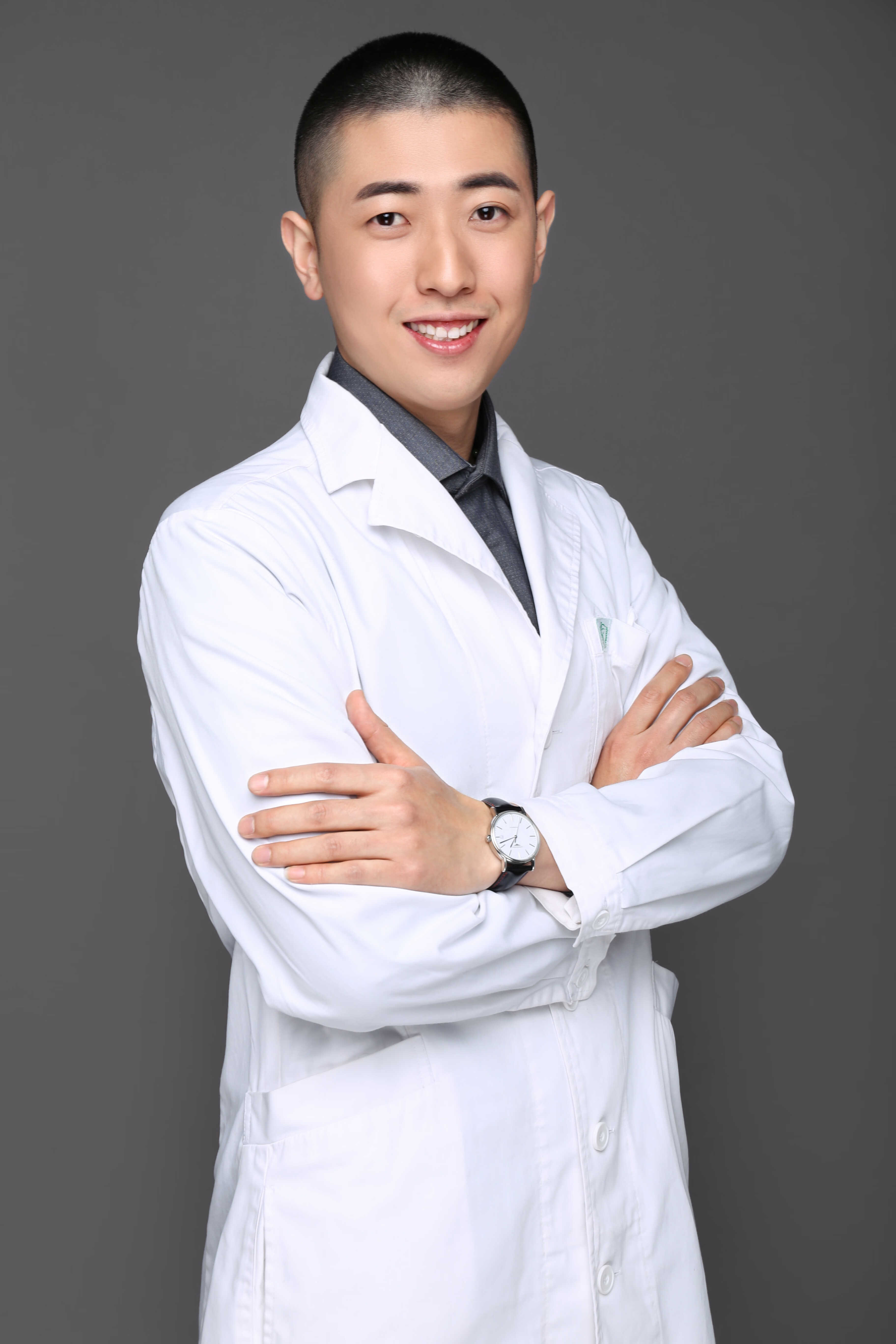 首都醫科大學附屬整形外科醫院院士介紹黃牛號販子代掛的簡單介紹