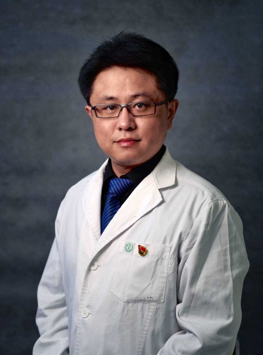 北京天坛神经外科专家图片