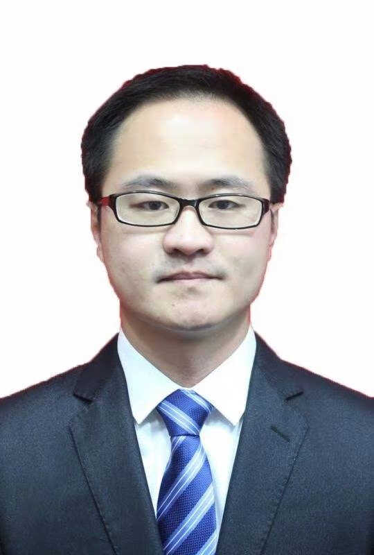 黄功成
